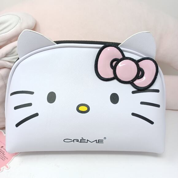 NWT Crème Shop Hello Kitty Makeup Bag with Pink Bow - Picture 2 of 5